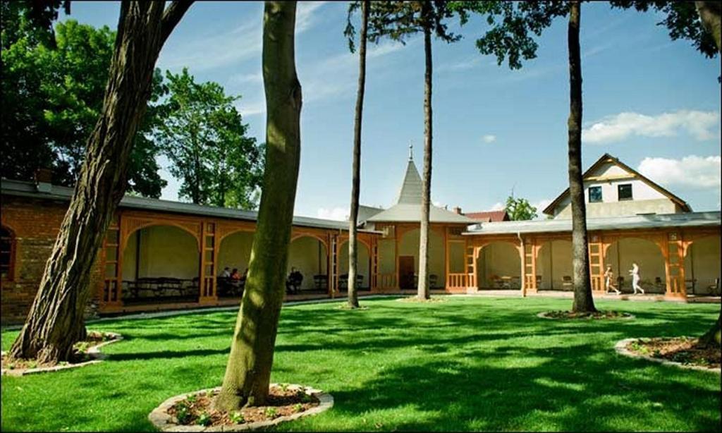 Hugo Business & Hotel